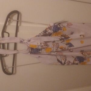 Brand new pretty spring 🌼 dress with tags